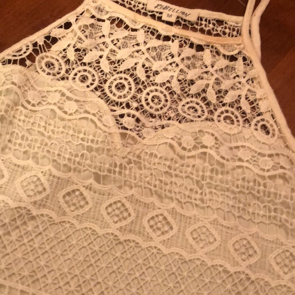 Tank - Picture 2 of 3